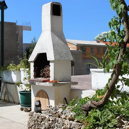 With Parking Space - 9129 Makarska