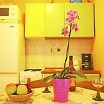 아파트 With Parking Space - 9129 *