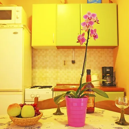 아파트 With Parking Space - 9129 *