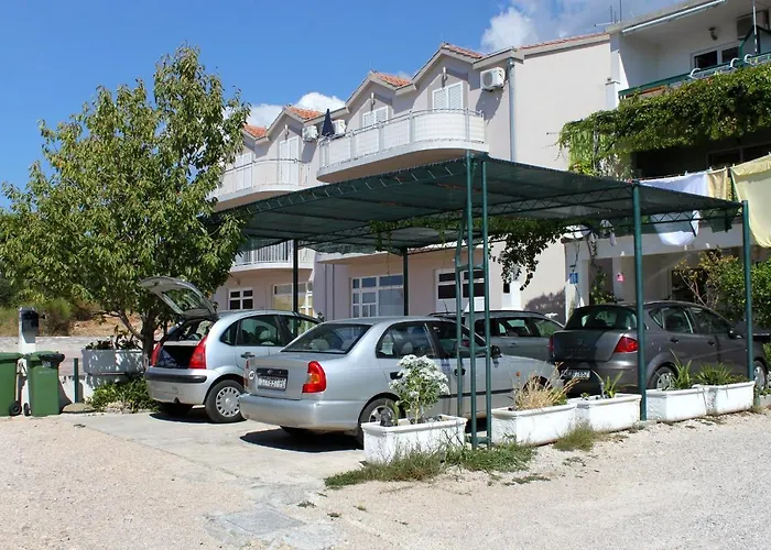 With Parking Space - 9129 * Makarska