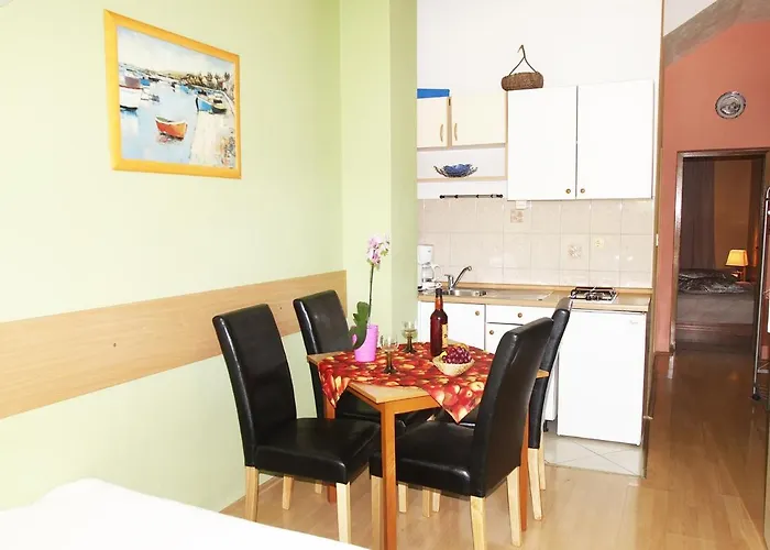 With Parking Space - 9129 Apartman *