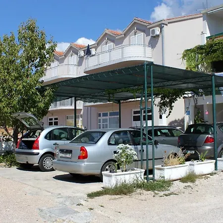 With Parking Space - 9129 * Makarska