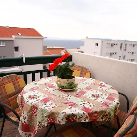 Apartman With Parking Space - 9129 Makarska