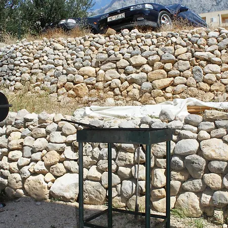 Apartment With Parking Space - 9129 *