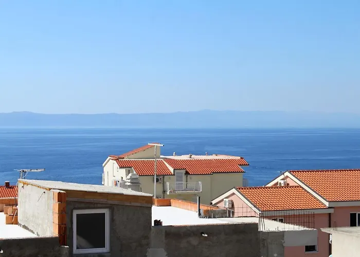 With Parking Space - 9129 * Makarska