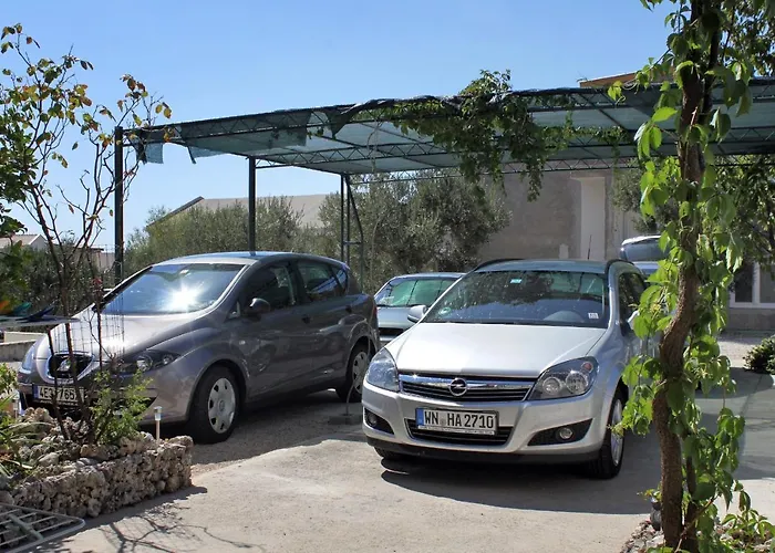 Apartment With Parking Space - 9129 Makarska